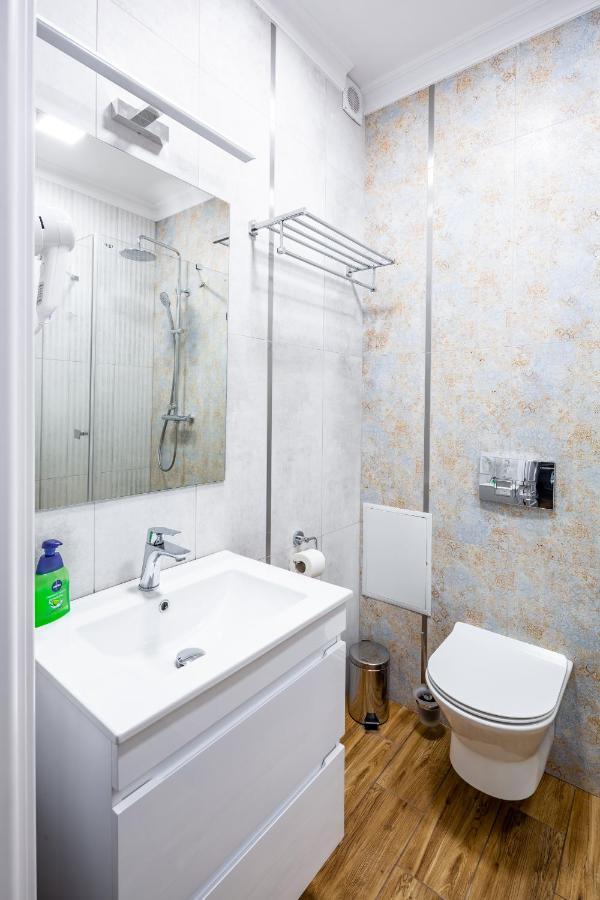Romari Площа Катедральна 8 Apartment Lviv Exterior photo
